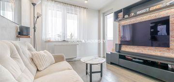 Nowoczesne mieszkanie na osiedlu złocień