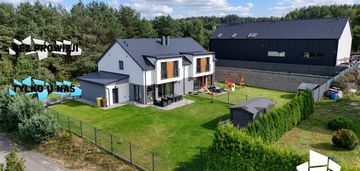 Przytulny dom dostępny od ręki z dużym ogrodem