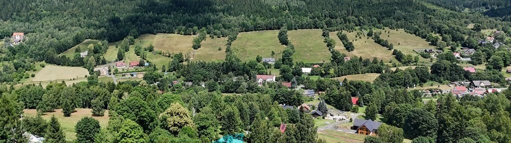 Urokliwa działka budowlana.