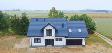 Ekskluzywny dom na kameralnym osiedlu - twój raj