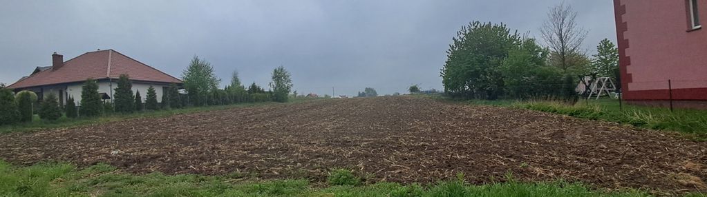 Duża działka w cichej okolicy!