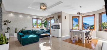 Dom wolnostojący , duża działka , węgrów