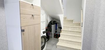 Piętro + poddasze. jak 2 niezależne. ogród.