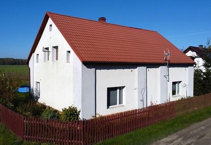 Wolnostojący dom z 19-arową działką