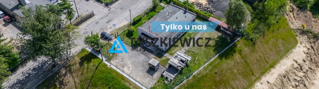 Budynek mieszkalno - biurowy z dużym parkingiem