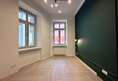 Kawalerka z antresolą w centrum łodzi