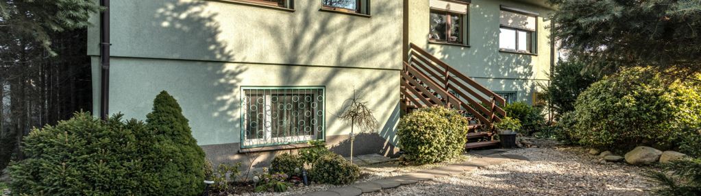 Działka z budynkiem usługowym z częścią mieszkalną