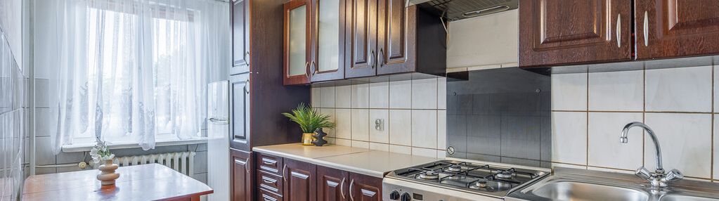 Mieszkanie na parterze z 3 pokojami i balkonem