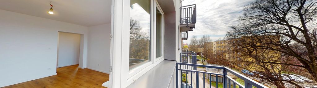 2 pokoje po generalnym remoncie/ balkon/ pec
