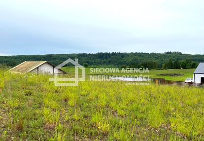 Działka budowlana, uzbrojona blisko lasu i jeziora