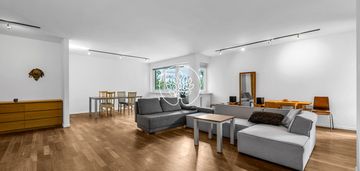 Dwa poziomy / stary mokotów /obok metra