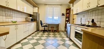Atrakcyjny dom w karczewie, gotowy do zamieszkania