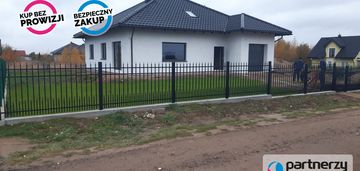 Dom wolnostojący parterowy 225m2, ogród 939m2