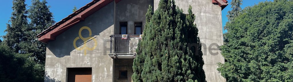 Przestronny dom wolnostojący z garażem