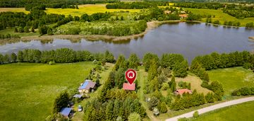 Urokliwa działka z linią brzegową, brzydowo