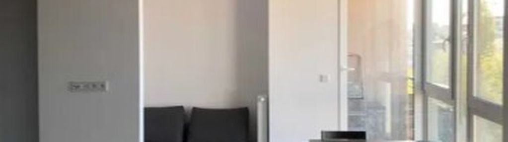 Kawalerka na pradze-południe