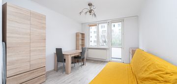 Funkcjonalne 2 pokoje z balkonem na muranowie