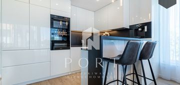 Dom - wysoki standard, 10 minut spacerem do plaży!