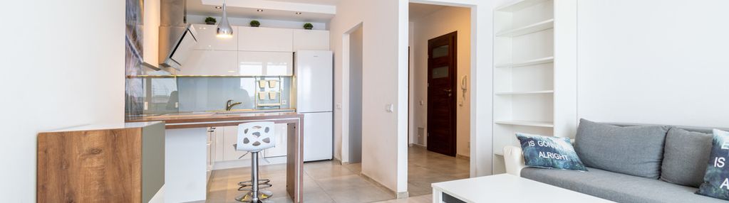 Jasne, 2 pokoje, balkon, garaż, prądnik biały