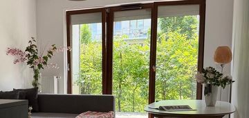Studio 40m2 z garderobą i prywatnym ogródkiem