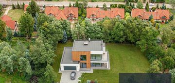 Zabudowa 2,4 lokalowa