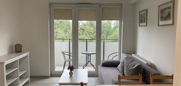 2 pokoje z balkonem tuz przy Magnolia Park