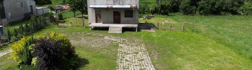 Działka z budynkiem po sklepie