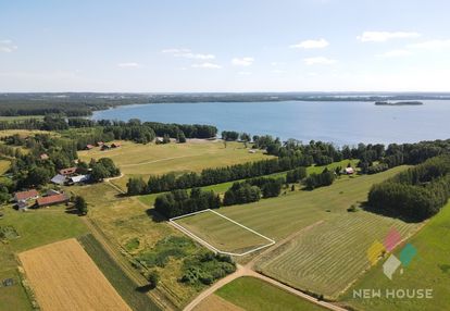 Atrakcyjna działka budowlana z dostępem do jeziora