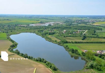 Działka budowlana przy jeziorze