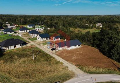 Działka na kameralnym osiedlu z mediami, 9,5 ar wz