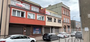 Dom z lokalem usługowo-handlowym  w centrum