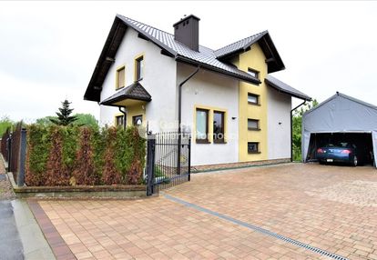 Dom jednorodzinny z pięknym ogrodem