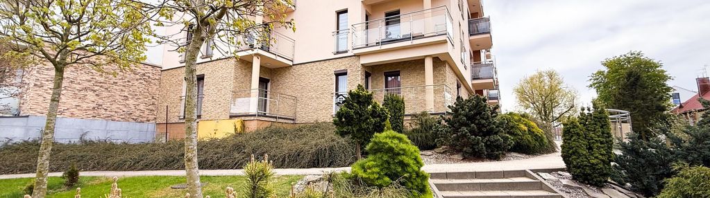55m2, blisko centrum, miejsce parkingowe w hali,