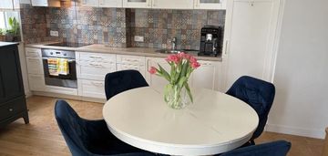 Przestronne 3 pokoje | kameralny budynek | garaż