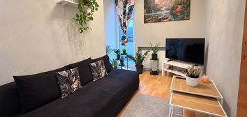3 pokoje |47,31 m²| taras 37 m² | grzegórzki