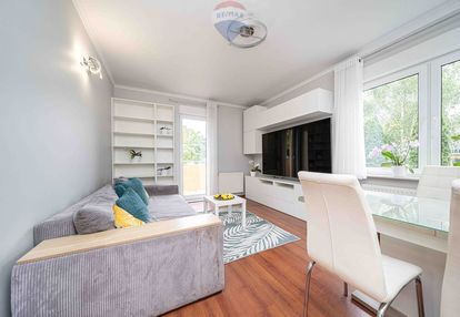 2 pokoje | balkon | piątkowo | stróżyńskiego