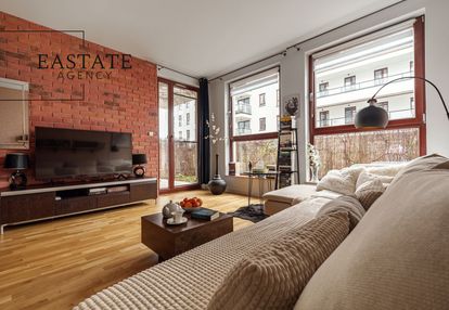 Prywatny ogródek i zamknięte zielone osiedle