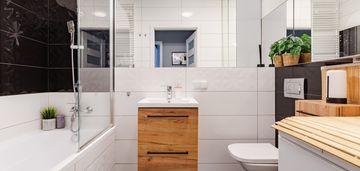 Bezczynszowe mieszkanie  z dużym  ogródkiem