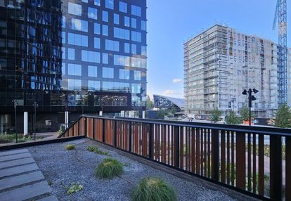 Brama miasta, dworzec łódź fabryczna