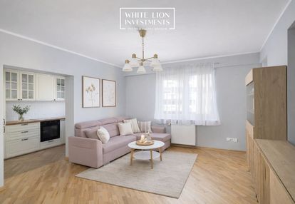 Słoneczne mieszkanie po remoncie z garderobą