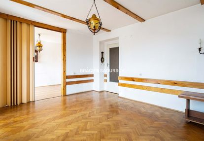 Przestronne 4-pokojowe w bardzo dobrej lokalizacji