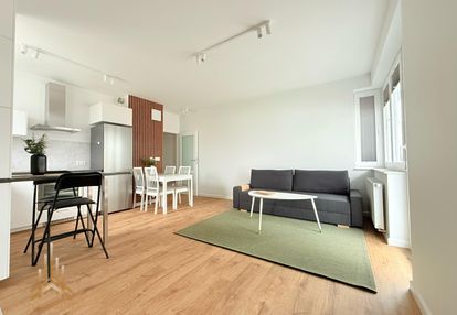 Gocław - nowe 2 pokoje, balkon, 2x garaż, komórka