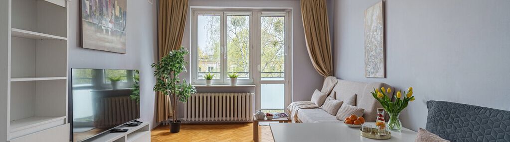 W odrestaurowanej kamienicy i idealne pod inwestycje i ciche i jasne