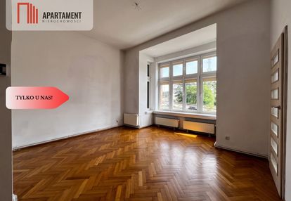 * ustawna kawalerka 36,7m2 z dużą kuchnią