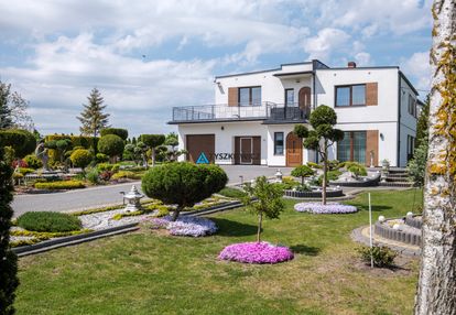 Nowoczesny dom z wyjątkowym ogrodem 3600m2