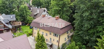 Dom w centrum zakopanego - 4 apartamenty