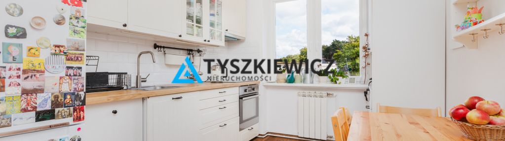 Mieszkanie 3-pokojowe plus niezależna kawalerka.