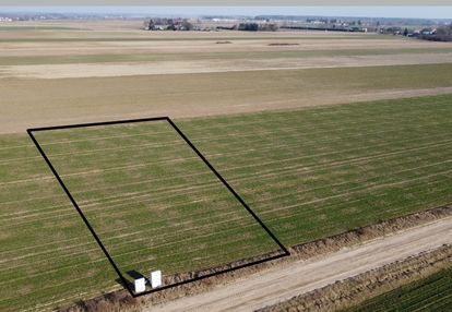 Na sprzedaż działka budowlana 1516 m² – czuryły