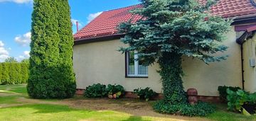 Duża działka 2500 mkw, dom z zapleczem.