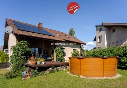 Przestronny i zadbany dom / 5 sypialni / brzesko